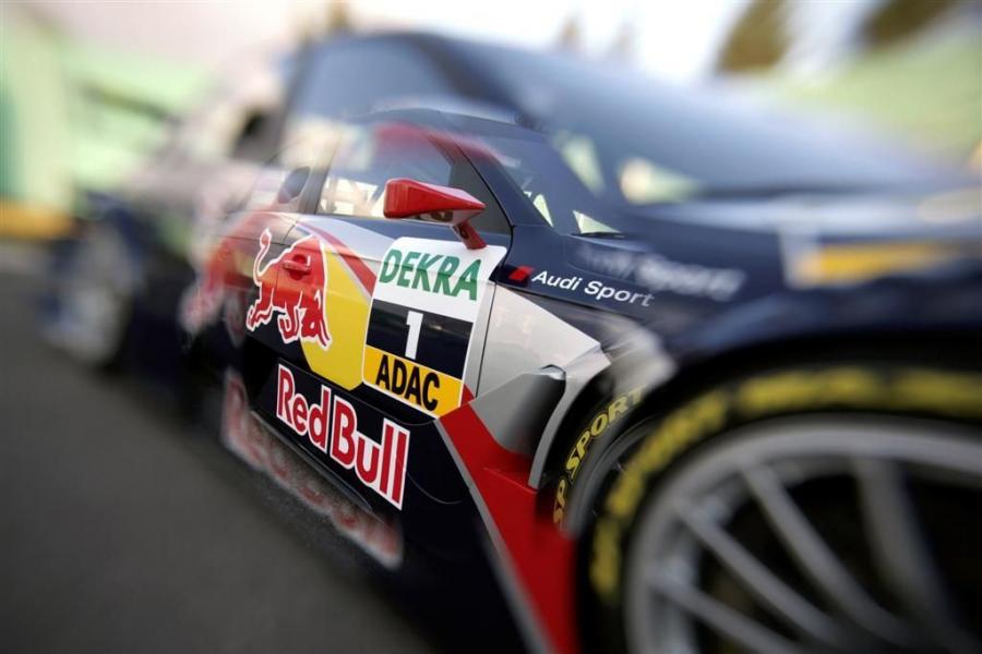 Детали экстерьера Audi A4 DTM 2008 года  (фото 28 из 36)